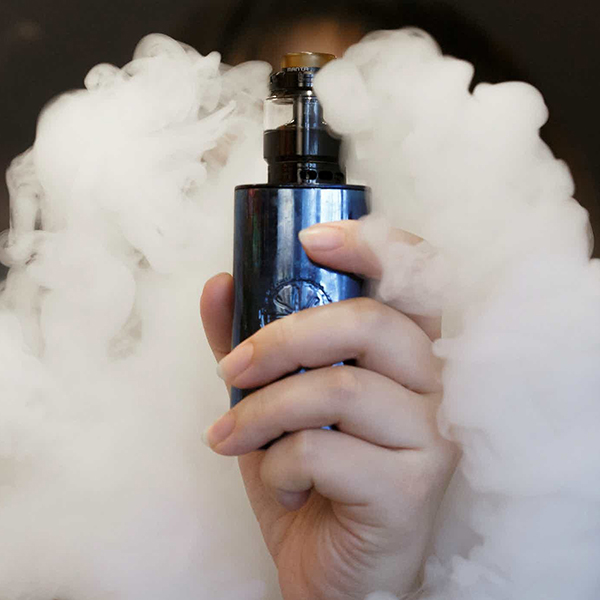 чи шкідлива пара від електронних сигарет для оточуючих