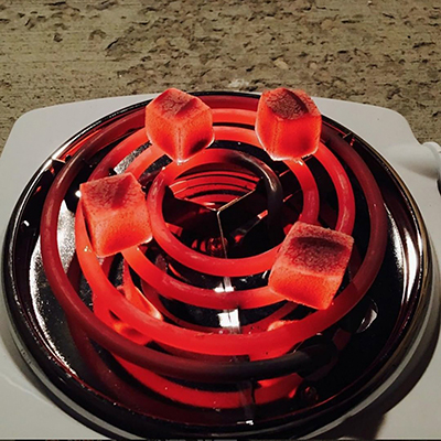 сколько греть угли для кальяна перед подачей