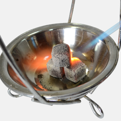 как распалить угли для кальяна при помощи газовой горелки